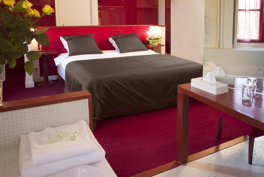 Country Club Hotell Yvré-lʼÉvêque Eksteriør bilde