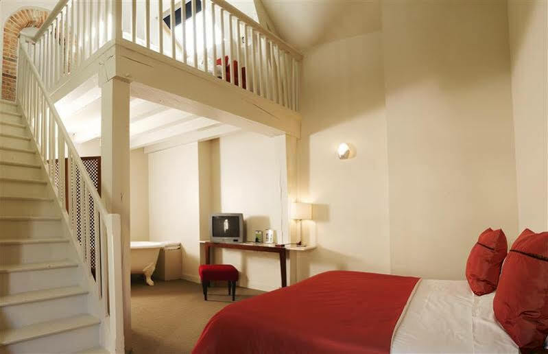 Country Club Hotell Yvré-lʼÉvêque Eksteriør bilde