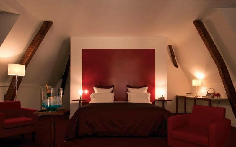 Country Club Hotell Yvré-lʼÉvêque Eksteriør bilde