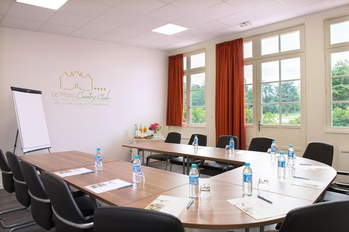 Country Club Hotell Yvré-lʼÉvêque Eksteriør bilde